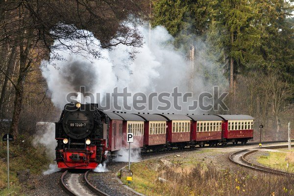 Поезд В Горах Фото
